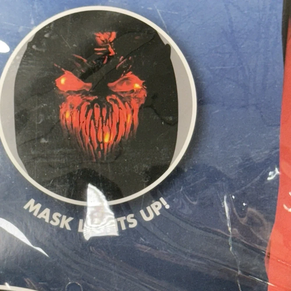 Spirit Halloween Light Up Devilish Halloween Child Costume SZ 12-14‎ NWT - Picture 3 of 5